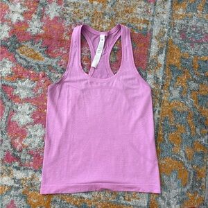 Lululemon Swiftly Tank - Pink size 4